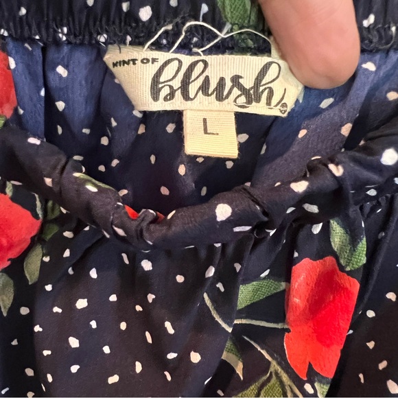 Large mini dress - Picture 3 of 5